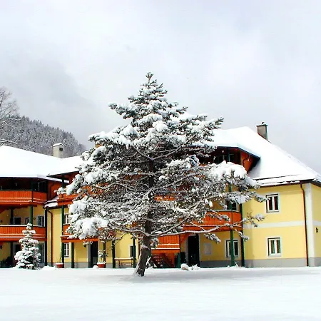 Forsthaus.1 Daire Strobl